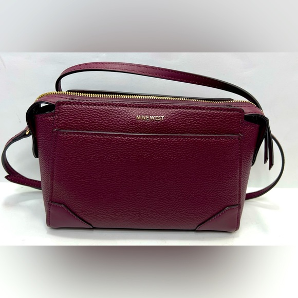 Nine West Brooklyn Jet Set Crossbody - Picture 2 of 10